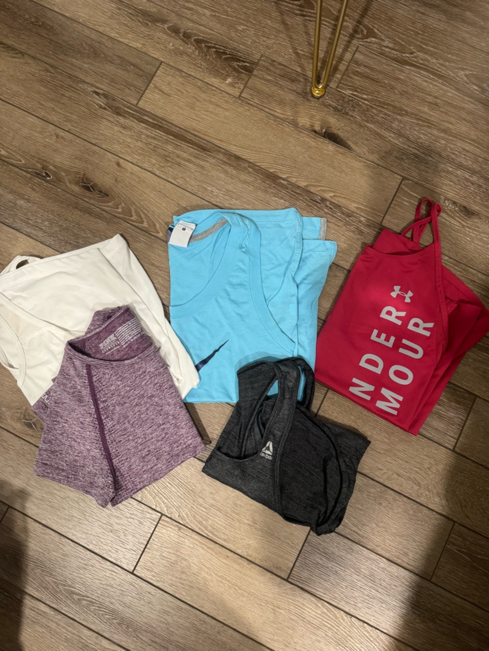 Bundle - workout tops